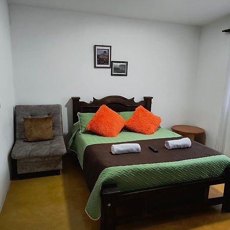 Hostal Villa Del Sol Саленто Екстериор снимка