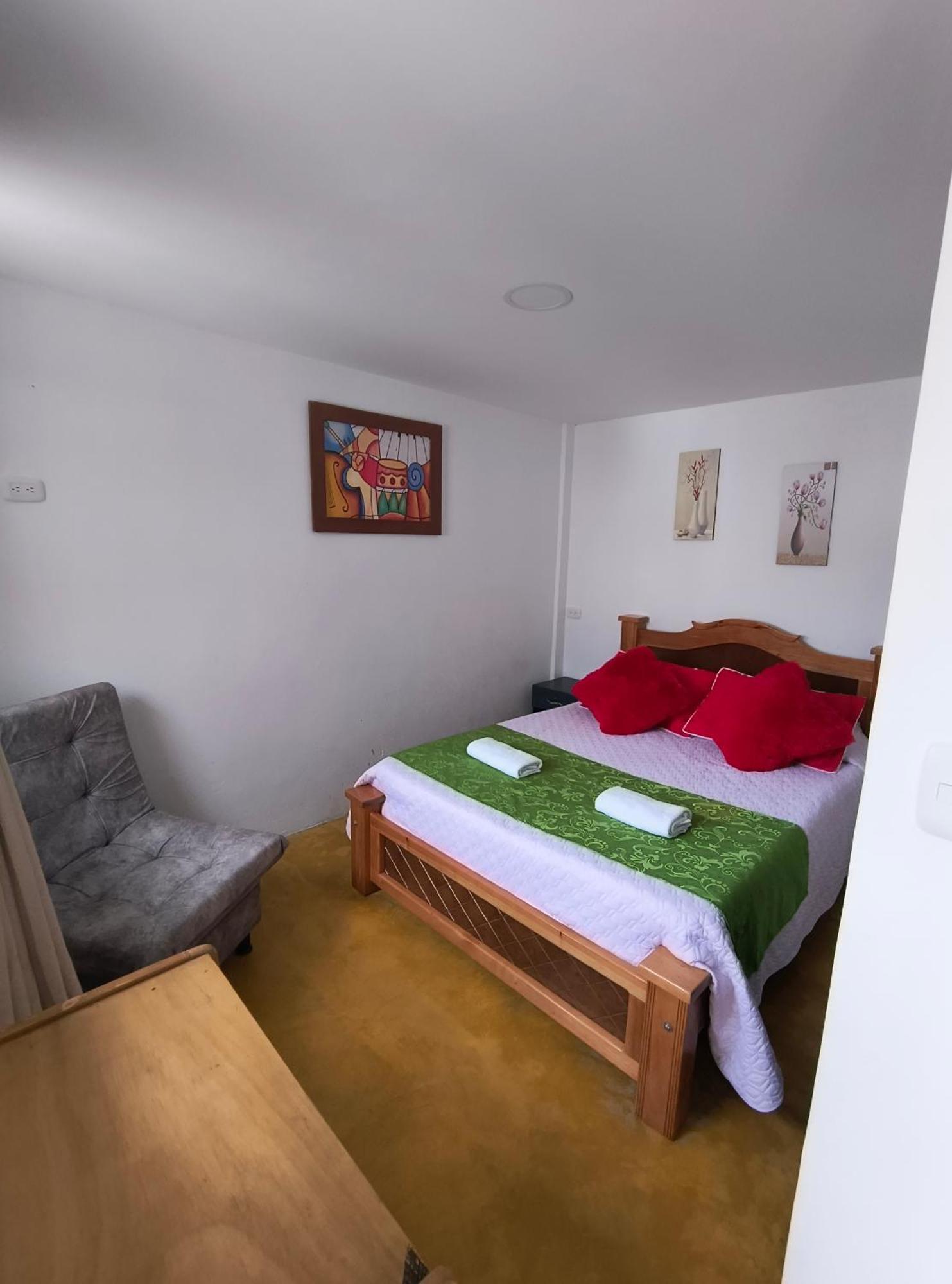 Hostal Villa Del Sol Саленто Екстериор снимка