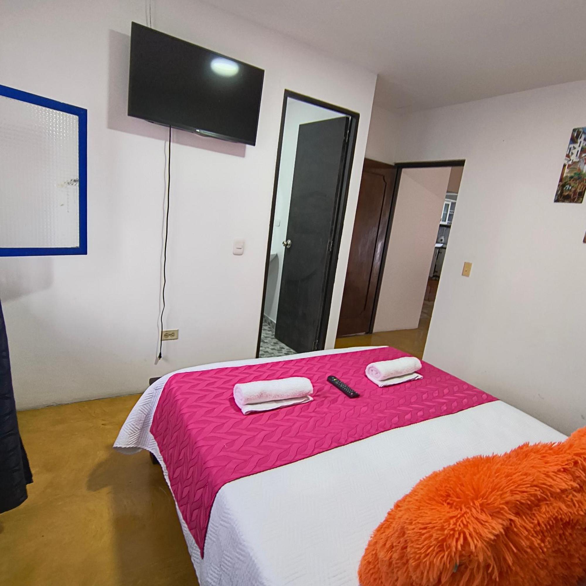 Hostal Villa Del Sol Саленто Екстериор снимка