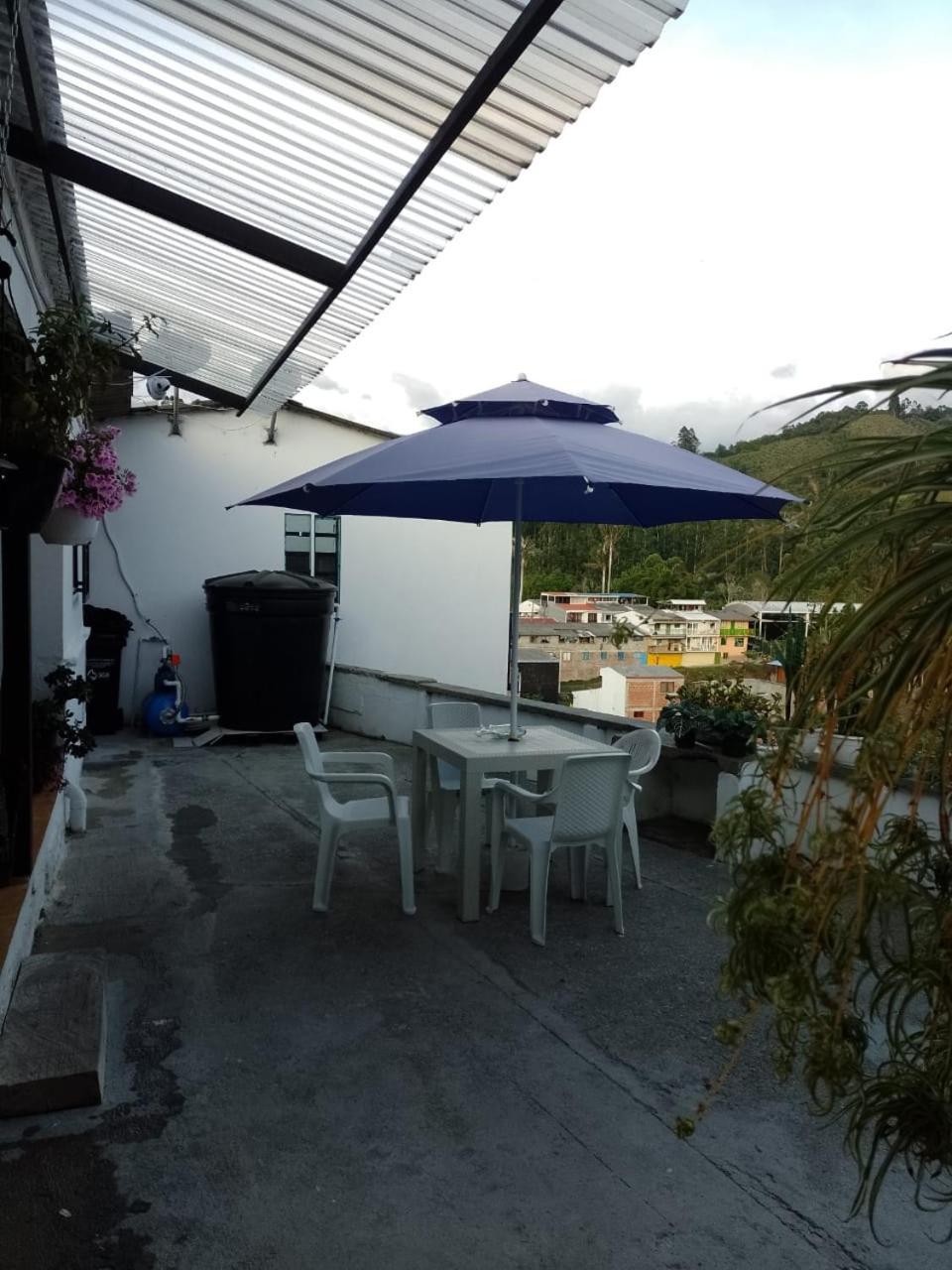 Hostal Villa Del Sol Саленто Екстериор снимка