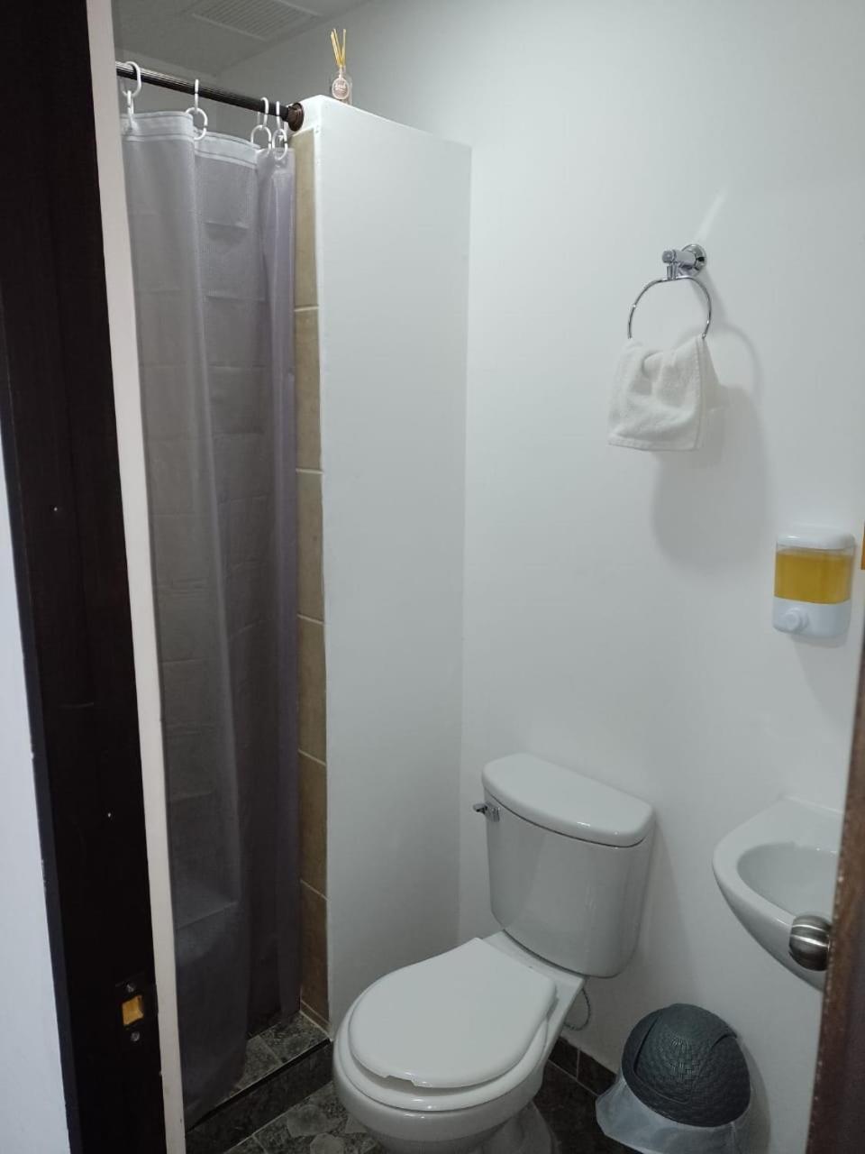 Hostal Villa Del Sol Саленто Екстериор снимка