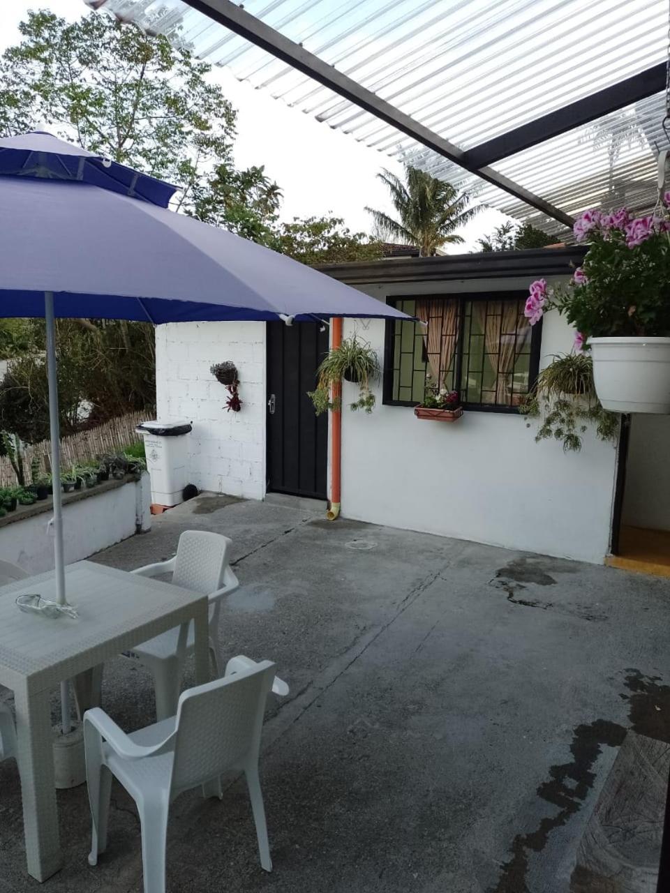Hostal Villa Del Sol Саленто Стая снимка